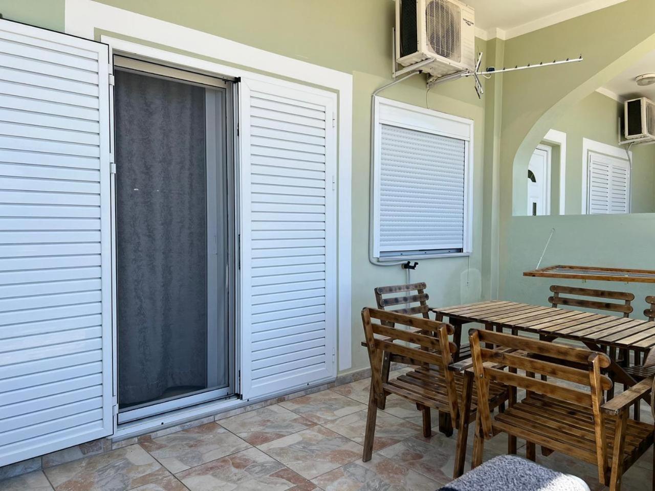 Villa Almar Sarandë Exteriör bild
