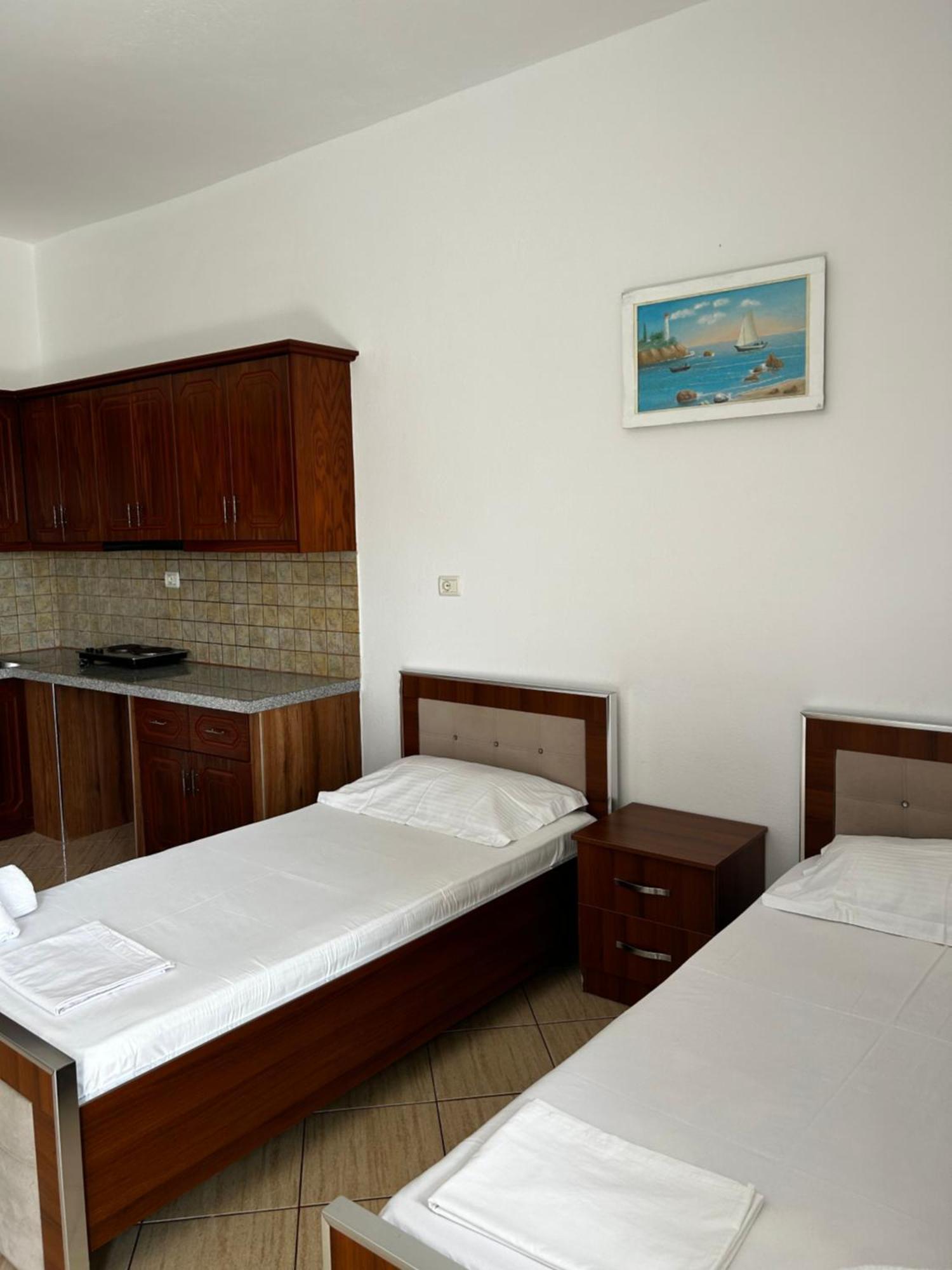 Villa Almar Sarandë Exteriör bild