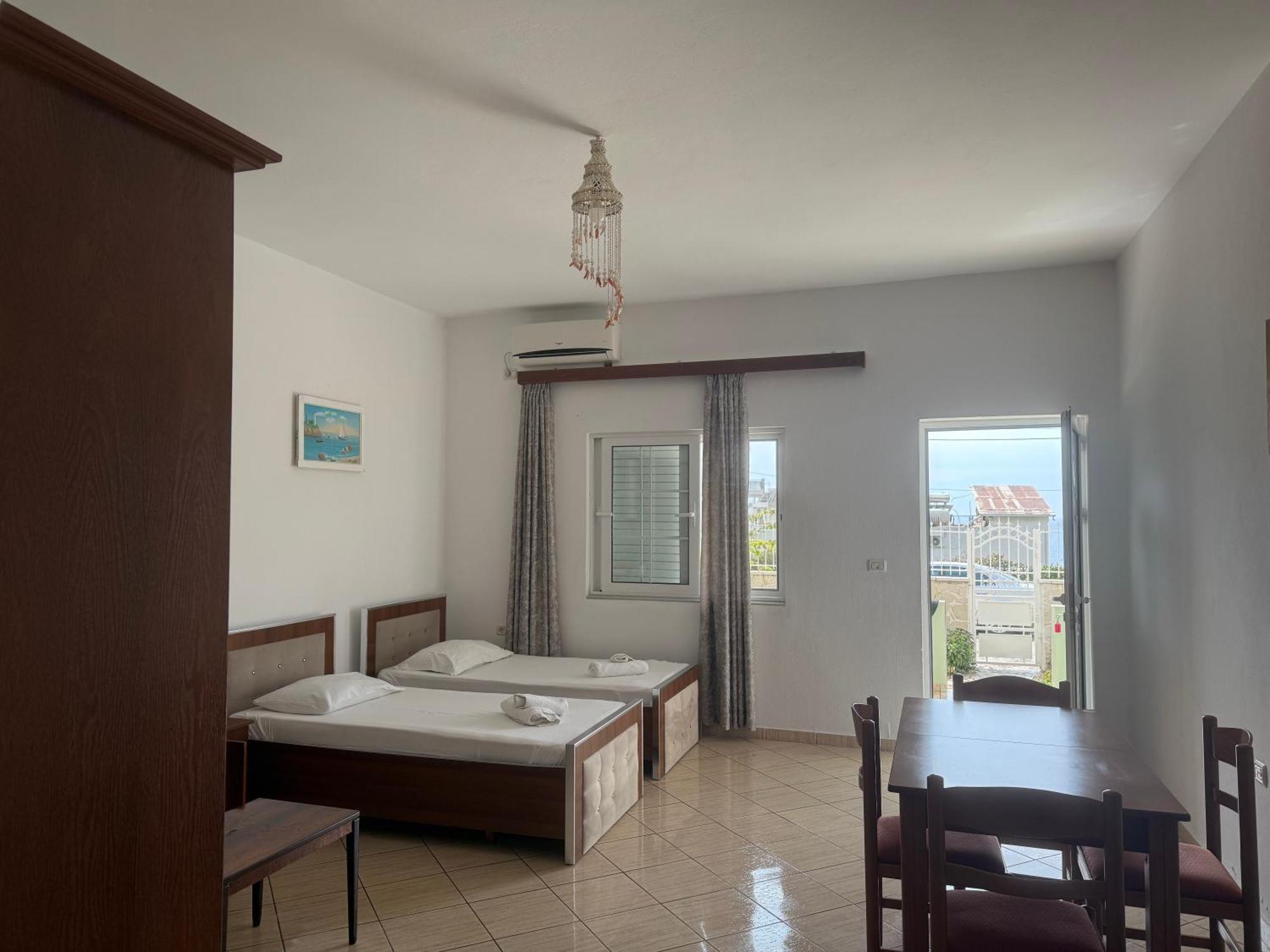 Villa Almar Sarandë Exteriör bild