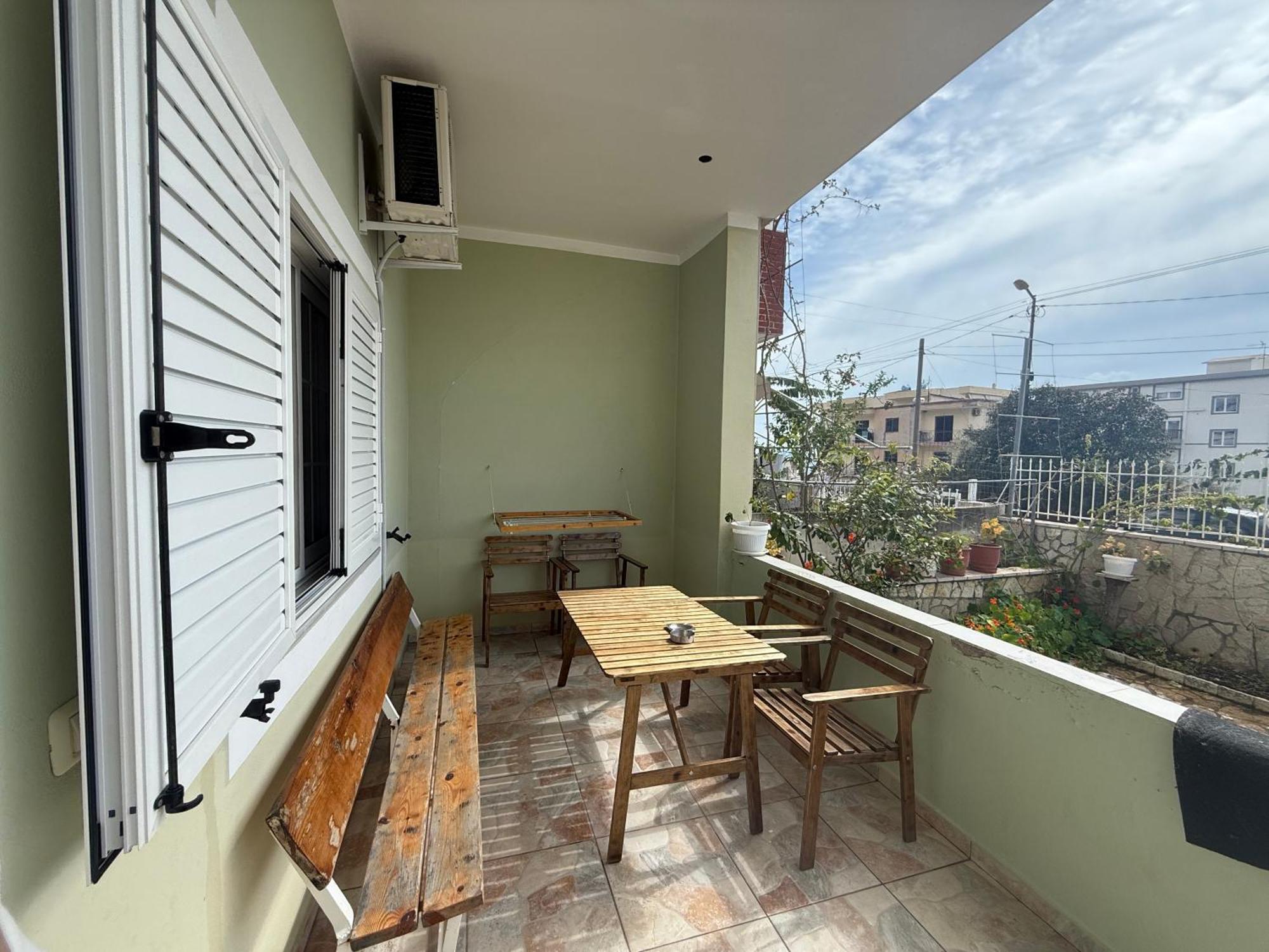 Villa Almar Sarandë Exteriör bild