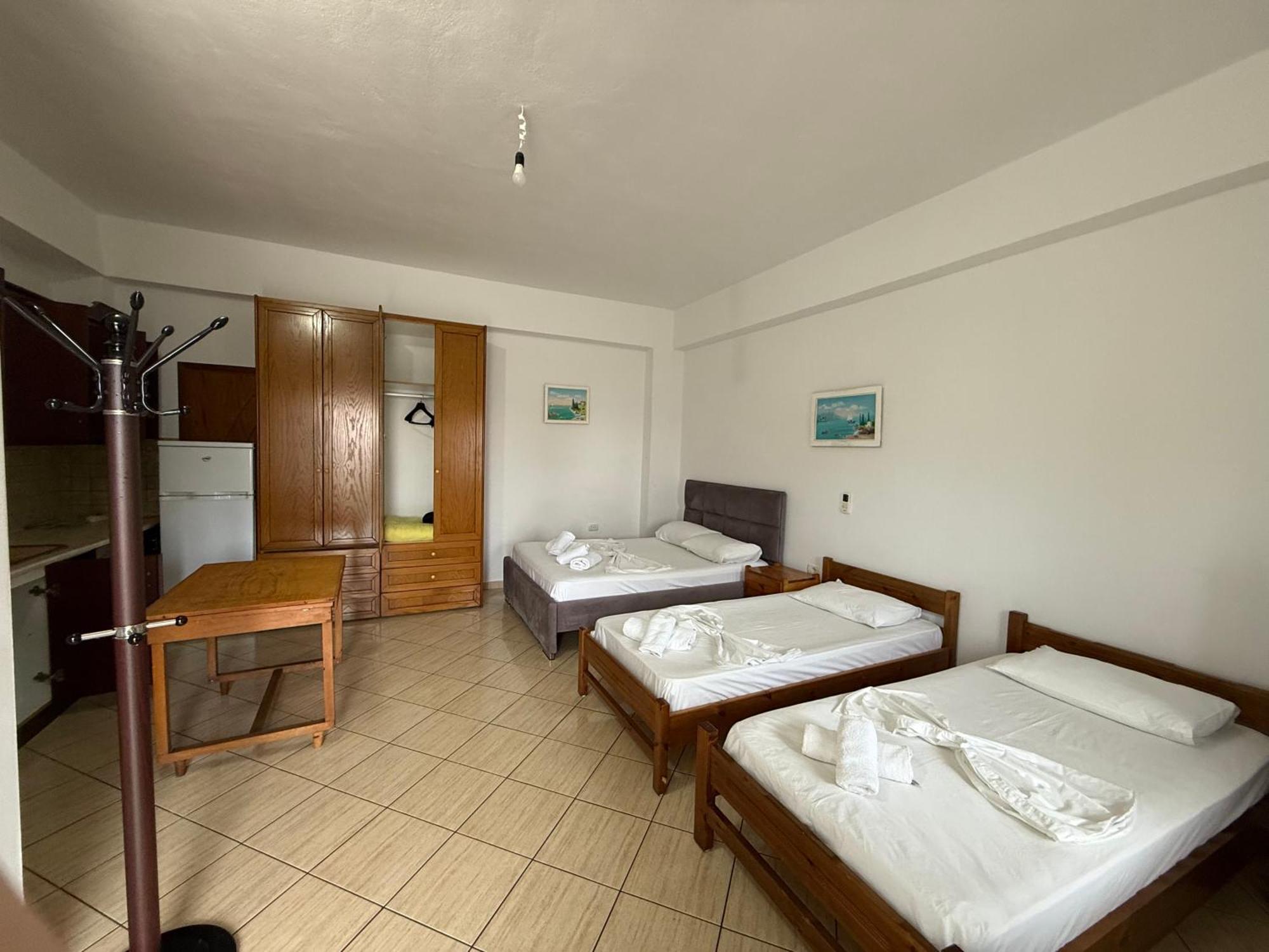 Villa Almar Sarandë Exteriör bild